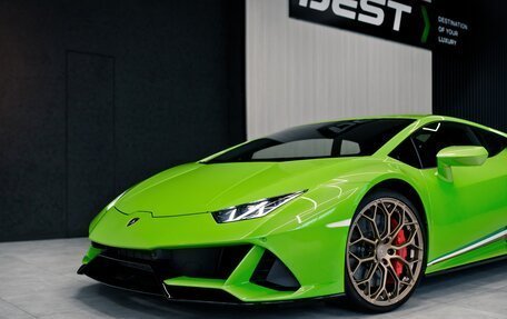 Lamborghini Huracán, 2020 год, 24 500 000 рублей, 2 фотография