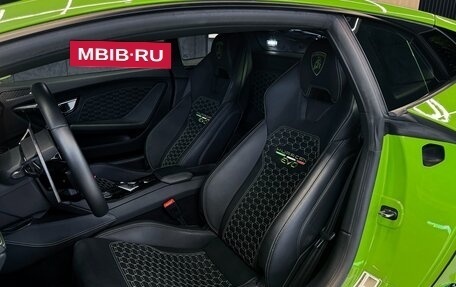Lamborghini Huracán, 2020 год, 24 500 000 рублей, 9 фотография