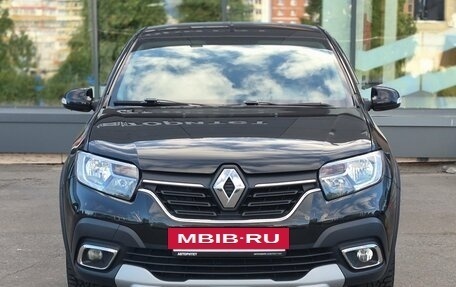 Renault Logan II, 2022 год, 1 050 000 рублей, 3 фотография
