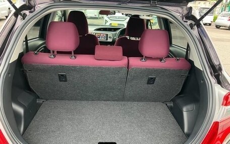 Toyota Vitz, 2015 год, 780 000 рублей, 14 фотография