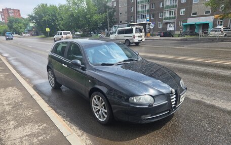 Alfa Romeo 147 I рестайлинг, 2004 год, 800 000 рублей, 1 фотография