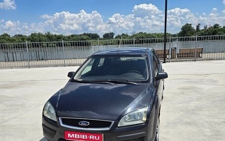 Ford Focus II рестайлинг, 2006 год, 530 000 рублей, 1 фотография