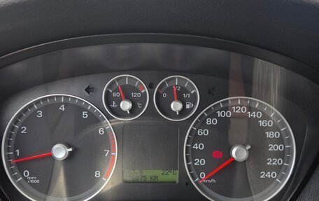 Ford Focus II рестайлинг, 2006 год, 530 000 рублей, 32 фотография