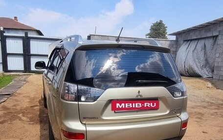 Mitsubishi Outlander III рестайлинг 3, 2008 год, 1 080 000 рублей, 4 фотография