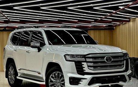 Toyota Land Cruiser, 2024 год, 11 100 000 рублей, 2 фотография