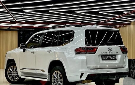 Toyota Land Cruiser, 2024 год, 11 100 000 рублей, 4 фотография