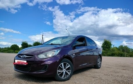 Hyundai Solaris II рестайлинг, 2011 год, 715 000 рублей, 3 фотография
