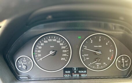 BMW 3 серия, 2017 год, 1 745 000 рублей, 40 фотография