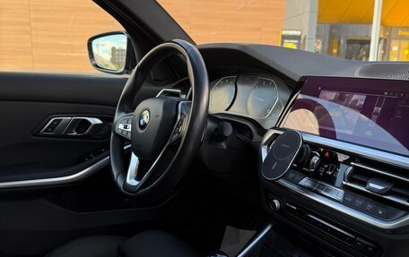 BMW 3 серия, 2020 год, 3 800 000 рублей, 12 фотография