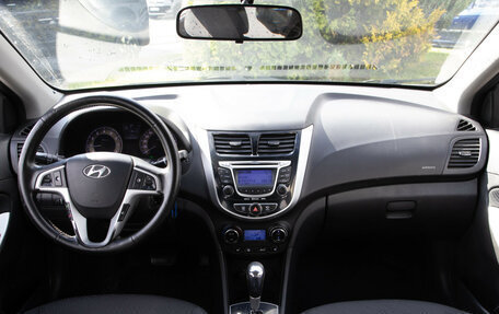 Hyundai Solaris II рестайлинг, 2012 год, 567 000 рублей, 12 фотография