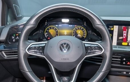 Volkswagen Golf VIII, 2022 год, 1 505 000 рублей, 9 фотография