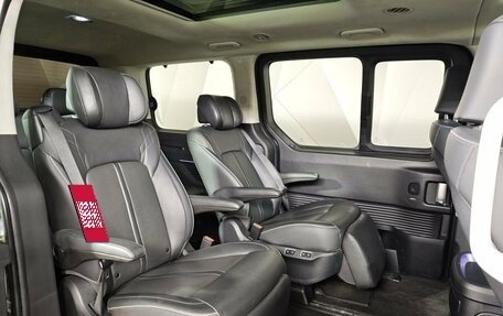 Hyundai Staria, 2021 год, 5 350 000 рублей, 15 фотография
