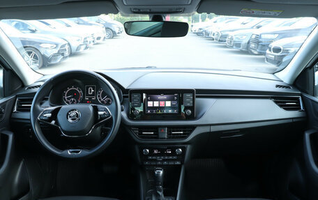 Skoda Rapid II, 2022 год, 1 780 000 рублей, 13 фотография