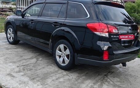 Subaru Outback IV рестайлинг, 2011 год, 1 600 000 рублей, 4 фотография