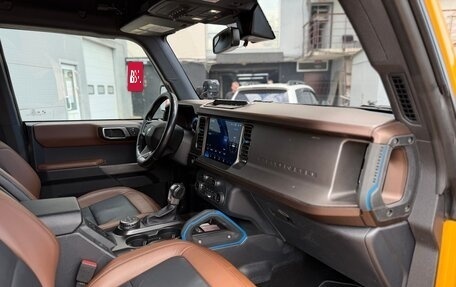 Ford Bronco, 2022 год, 8 990 000 рублей, 29 фотография