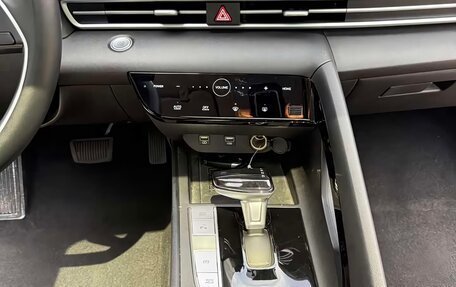 Hyundai Elantra, 2023 год, 1 400 000 рублей, 8 фотография