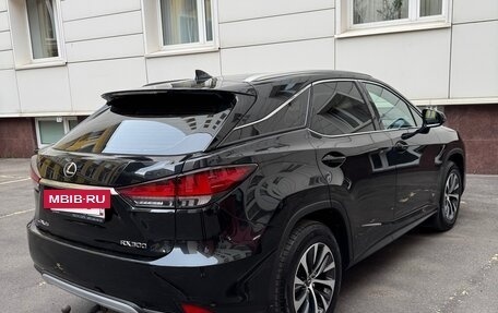 Lexus RX IV рестайлинг, 2021 год, 5 000 000 рублей, 13 фотография