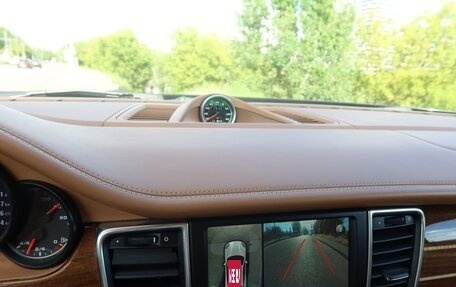 Porsche Panamera II рестайлинг, 2013 год, 4 200 000 рублей, 13 фотография