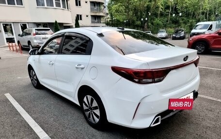 KIA Rio IV, 2020 год, 900 000 рублей, 6 фотография