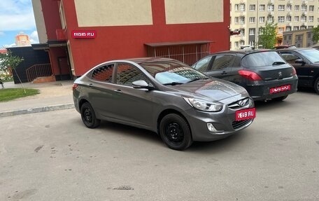 Hyundai Solaris II рестайлинг, 2010 год, 550 000 рублей, 1 фотография