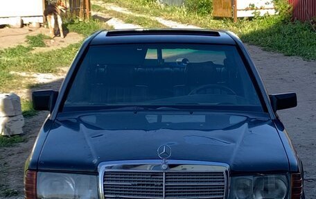 Mercedes-Benz 190 (W201), 1985 год, 110 000 рублей, 2 фотография