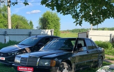 Mercedes-Benz 190 (W201), 1985 год, 110 000 рублей, 4 фотография