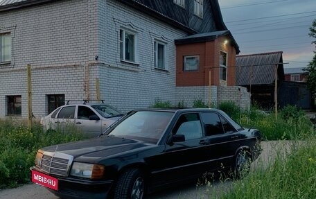 Mercedes-Benz 190 (W201), 1985 год, 110 000 рублей, 5 фотография
