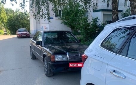 Mercedes-Benz 190 (W201), 1985 год, 110 000 рублей, 9 фотография