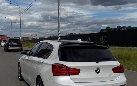 BMW 1 серия, 2018 год, 1 800 000 рублей, 4 фотография