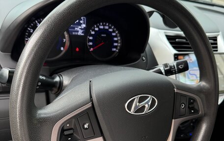 Hyundai Solaris II рестайлинг, 2015 год, 1 090 000 рублей, 15 фотография