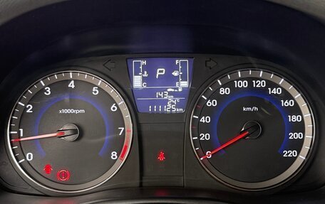 Hyundai Solaris II рестайлинг, 2015 год, 1 090 000 рублей, 16 фотография