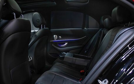Mercedes-Benz E-Класс, 2021 год, 3 998 000 рублей, 11 фотография