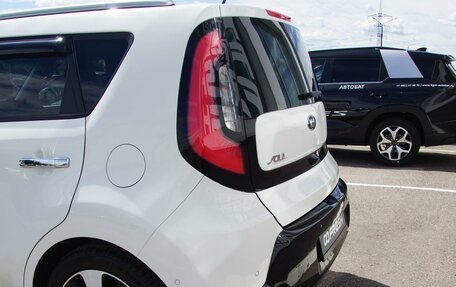 KIA Soul II рестайлинг, 2015 год, 1 299 000 рублей, 28 фотография
