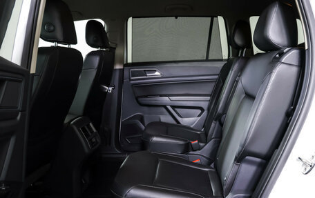 Volkswagen Teramont I, 2018 год, 2 990 000 рублей, 15 фотография