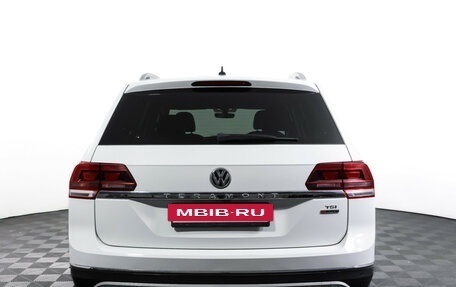 Volkswagen Teramont I, 2018 год, 2 990 000 рублей, 7 фотография