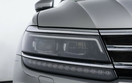 Volkswagen Tiguan II, 2020 год, 2 100 000 рублей, 23 фотография