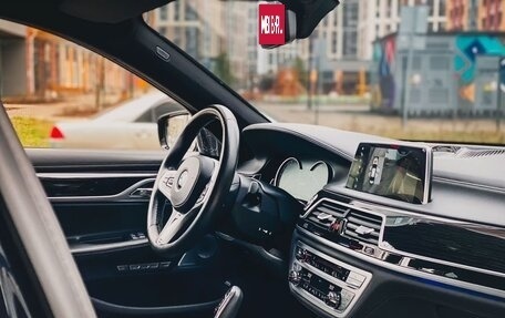 BMW 7 серия, 2018 год, 5 500 000 рублей, 24 фотография