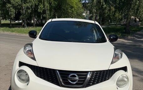 Nissan Juke II, 2013 год, 990 000 рублей, 2 фотография