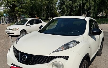 Nissan Juke II, 2013 год, 990 000 рублей, 3 фотография