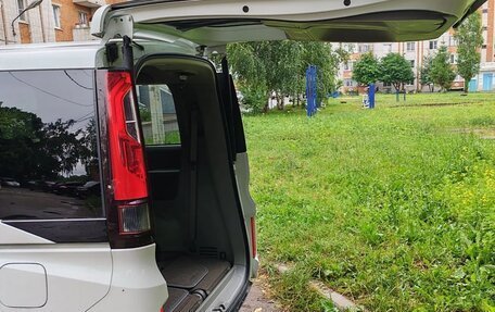 Honda Stepwgn IV, 2016 год, 1 700 000 рублей, 6 фотография