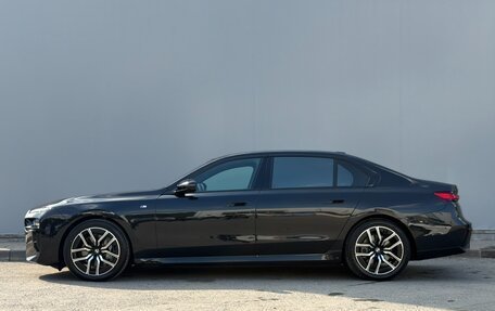 BMW 7 серия, 2025 год, 15 800 000 рублей, 10 фотография