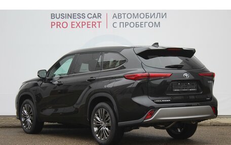 Toyota Highlander, 2025 год, 5 690 000 рублей, 7 фотография