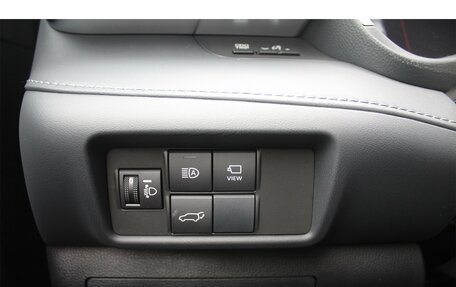 Toyota Highlander, 2025 год, 5 690 000 рублей, 23 фотография