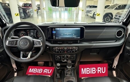 Jeep Wrangler, 2023 год, 6 700 000 рублей, 5 фотография