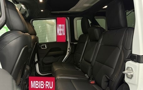 Jeep Wrangler, 2023 год, 6 700 000 рублей, 15 фотография