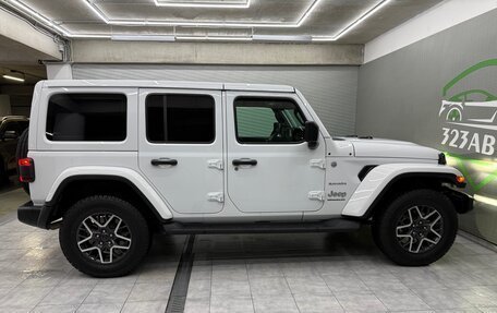 Jeep Wrangler, 2023 год, 6 700 000 рублей, 26 фотография
