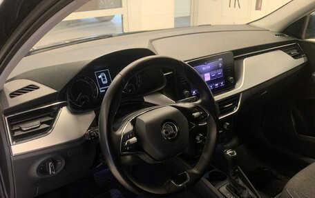 Skoda Rapid II, 2021 год, 1 650 000 рублей, 13 фотография