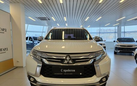 Mitsubishi Pajero Sport III рестайлинг, 2017 год, 2 700 000 рублей, 3 фотография
