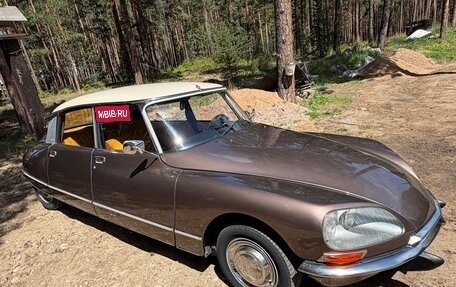 Citroen DS i рестайлинг 2, 1971 год, 6 900 000 рублей, 1 фотография