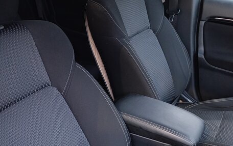 Mitsubishi Outlander III рестайлинг 3, 2020 год, 1 740 000 рублей, 8 фотография